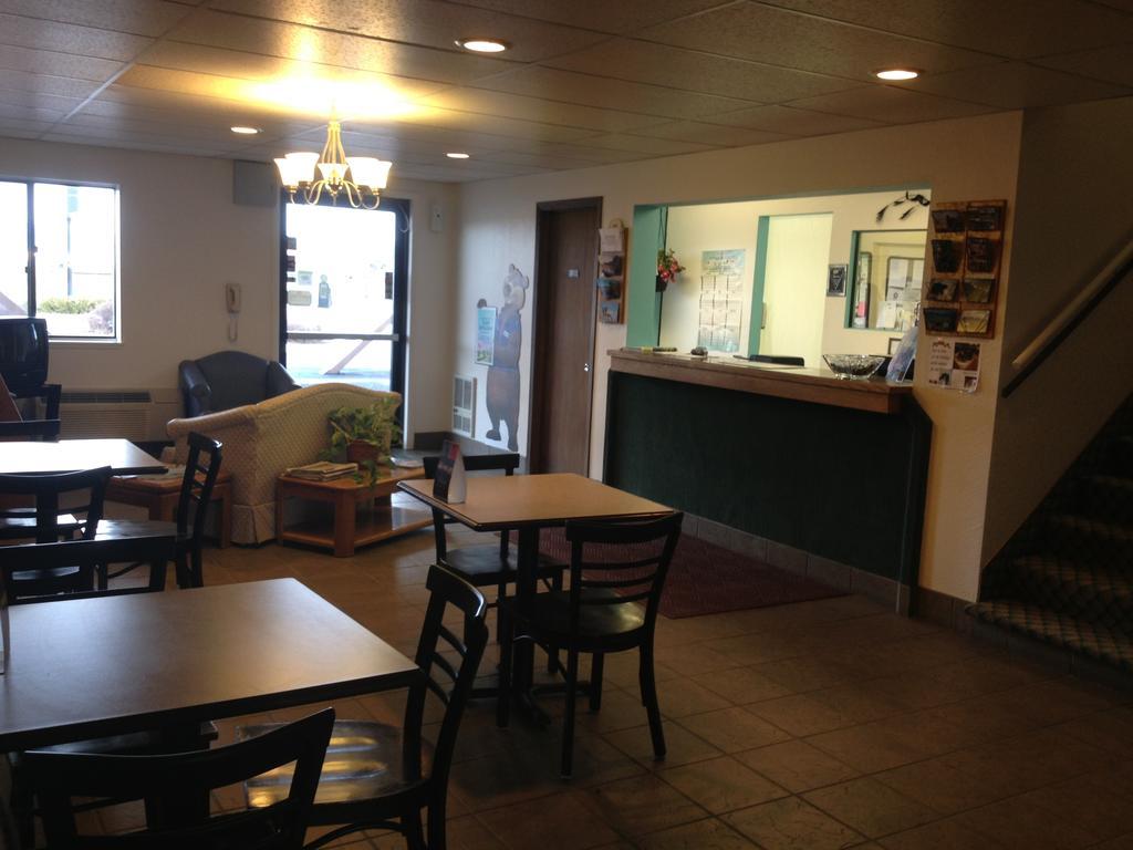 Travelodge By Wyndham Deer Lodge Montana 외부 사진