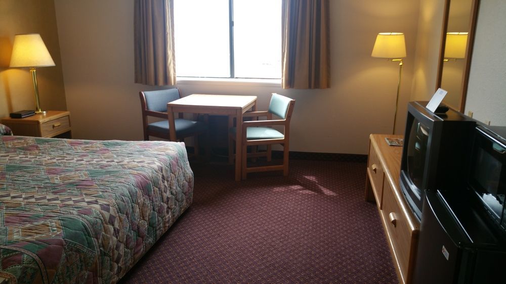 Travelodge By Wyndham Deer Lodge Montana 외부 사진